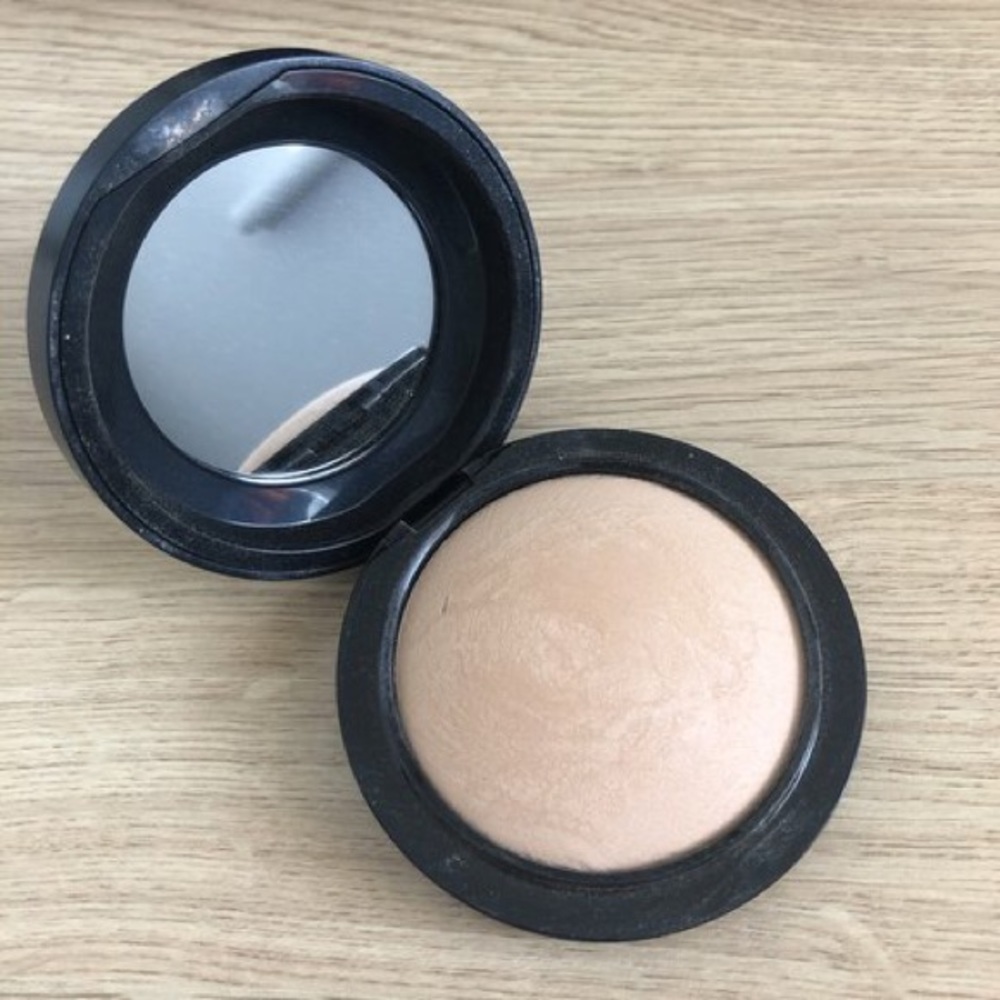Mac skin finish natural